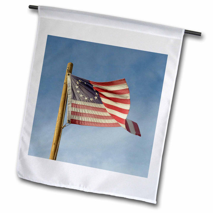 image of 12 x 18 inch Garden Flag