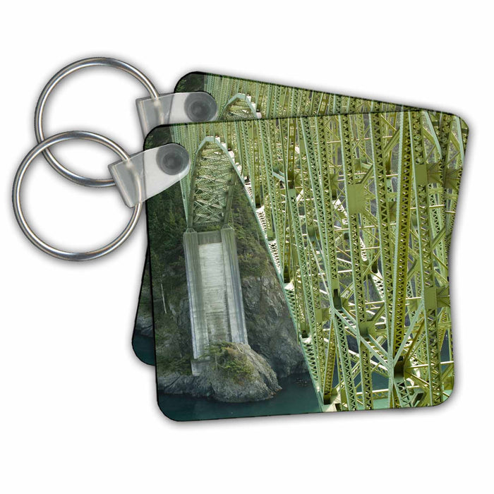 Key Chain - WA, Whidbey Island, Deception Pass. Kayakers - US48 TDR0667 - Trish Drury Kayaking