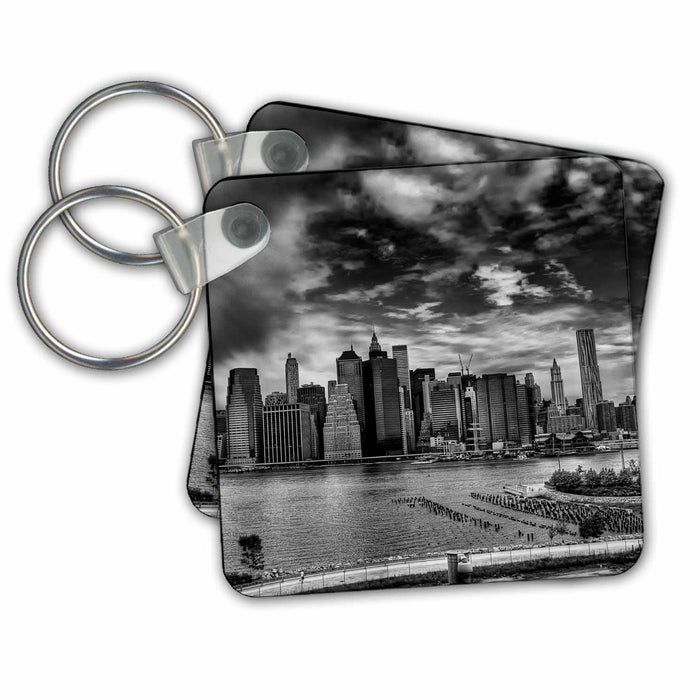 Key Chain - NYC, black-white, east river, skyline NYC