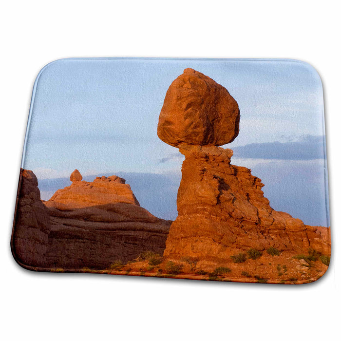 Dish Drying Mat - Balanced Rock, Arches National Park, near Moab, Utah - US45 HGA0163 - Howie Garber Utah