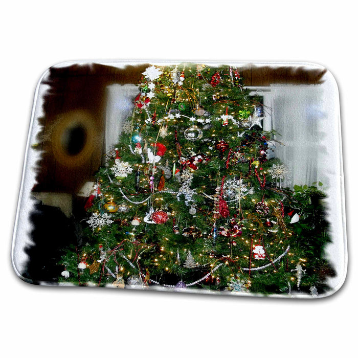 Dish Drying Mat - Beautifully decorated Christmas tree lit up on Christmas day s Photos - Christmas